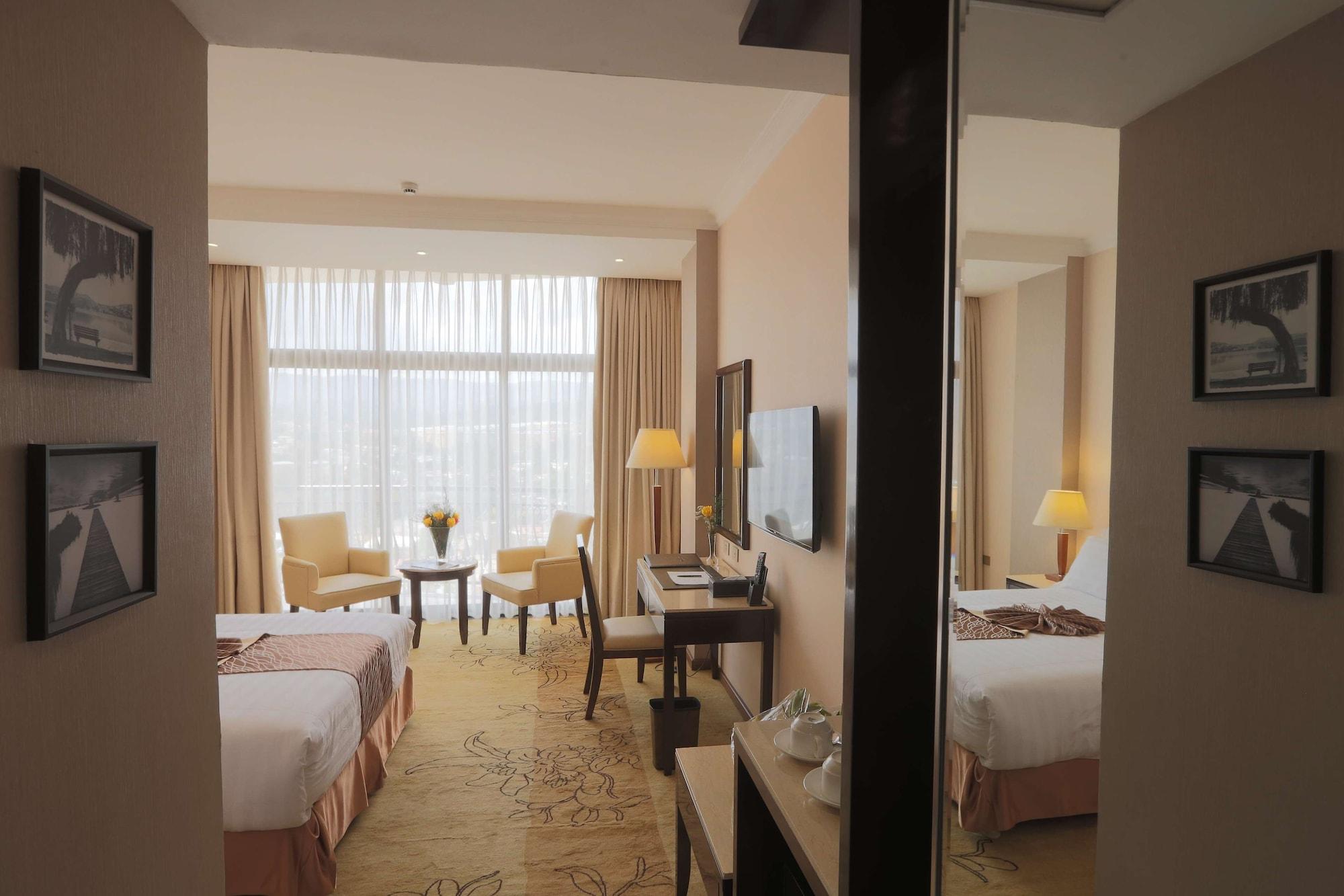 Getfam Hotel Addis Ababa Dış mekan fotoğraf
