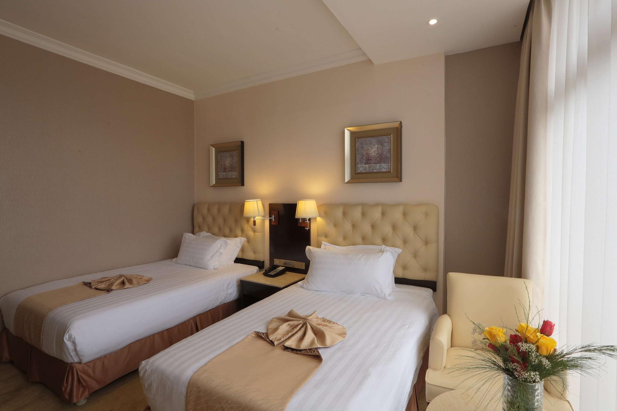 Getfam Hotel Addis Ababa Dış mekan fotoğraf