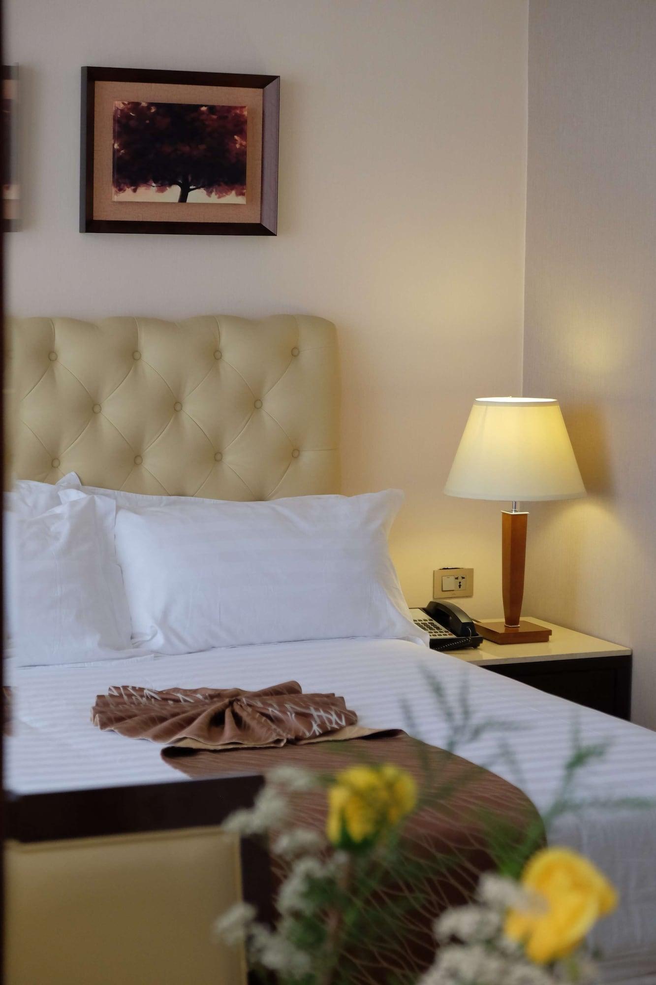 Getfam Hotel Addis Ababa Dış mekan fotoğraf