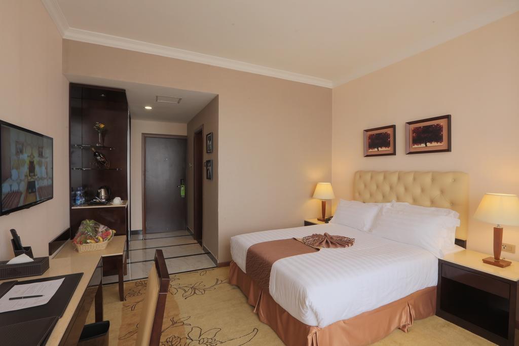 Getfam Hotel Addis Ababa Dış mekan fotoğraf