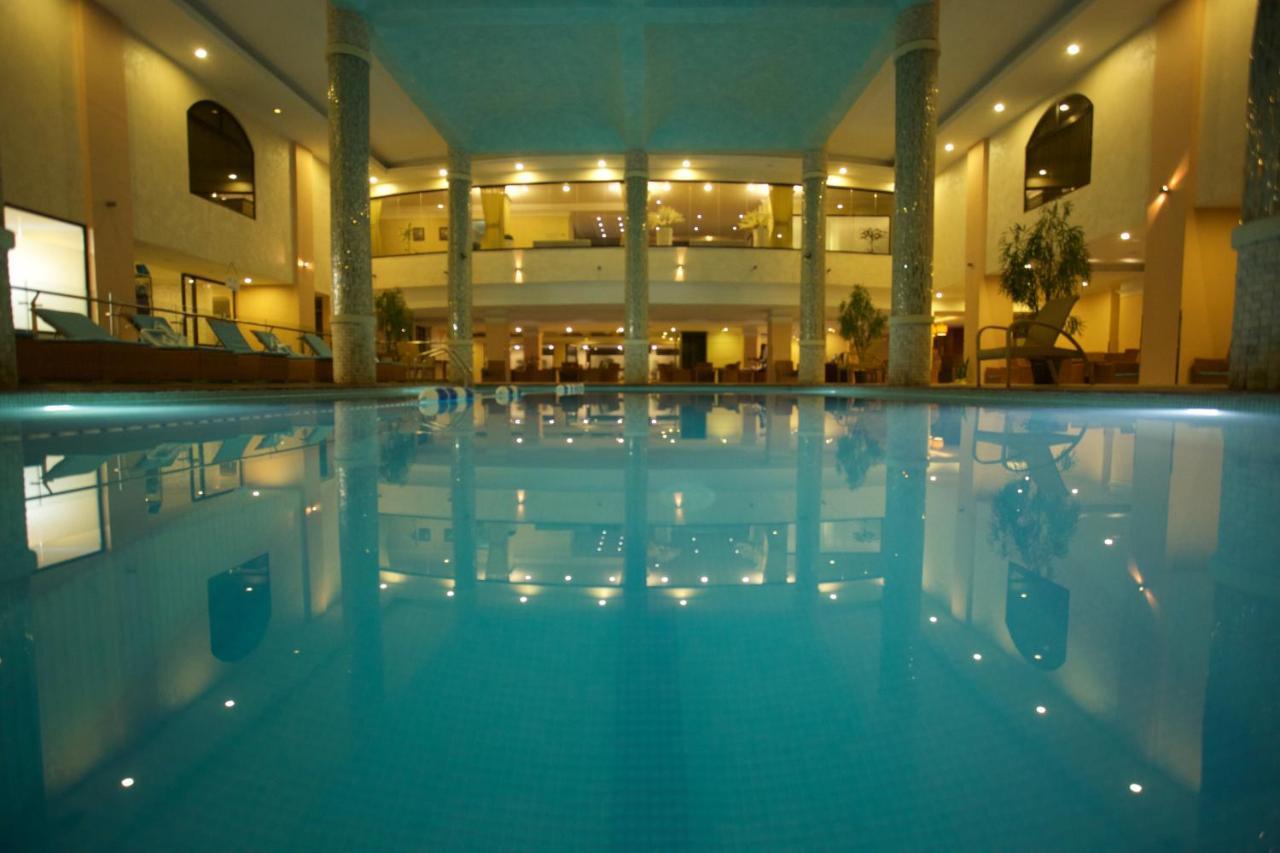 Getfam Hotel Addis Ababa Dış mekan fotoğraf