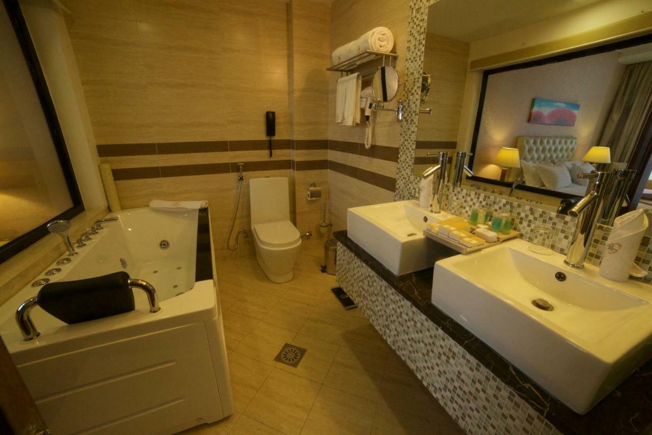 Getfam Hotel Addis Ababa Dış mekan fotoğraf